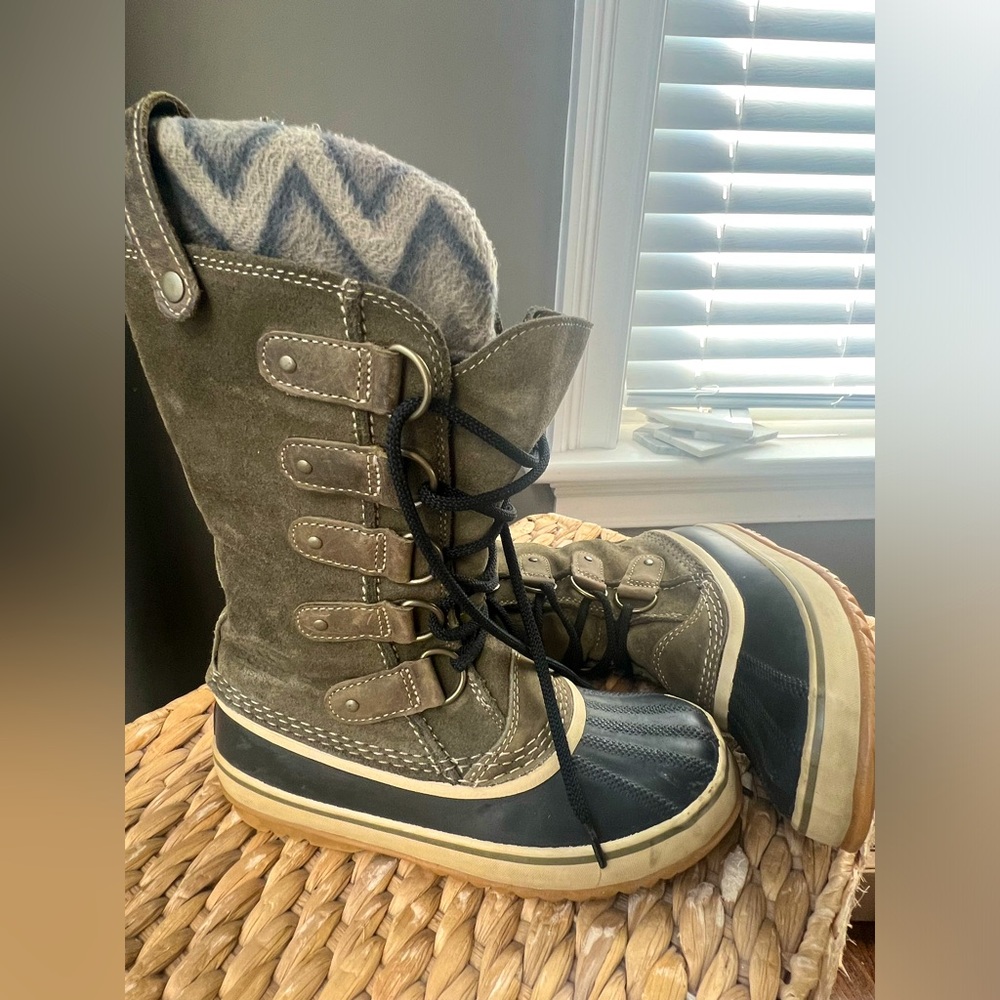 Sorel Joan of Arc - Size 7 US